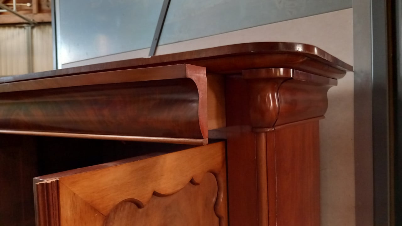 Antieke biedermeier kast