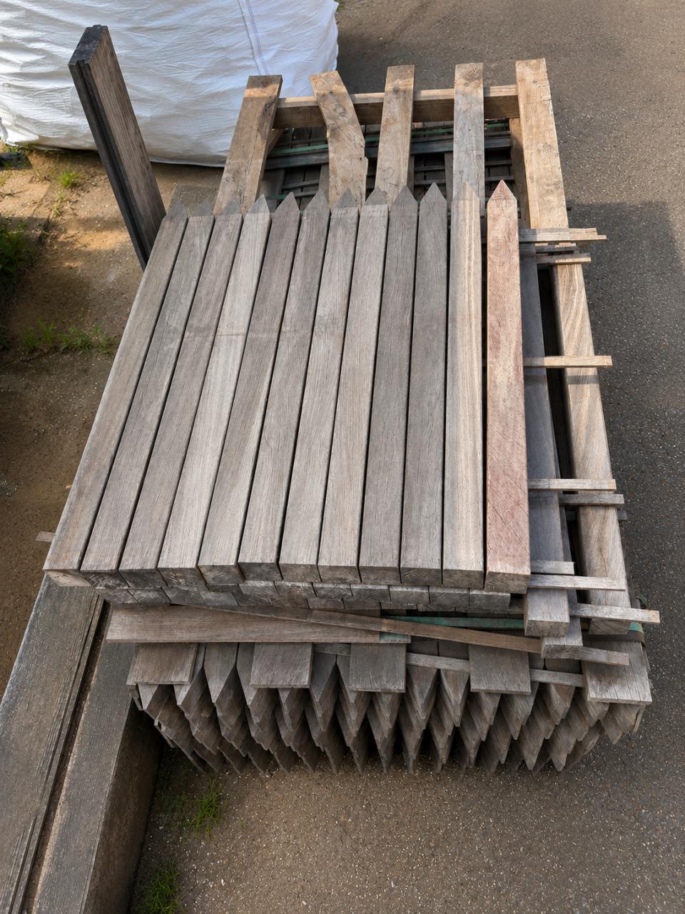 Azobé paaltjes 65 x 65 mm met punt