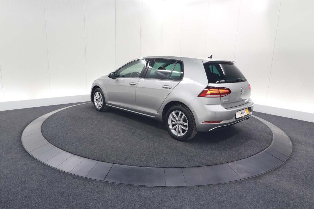 Volkswagen Golf 1.0 tsi 110pk highline | adaptieve cruise control | apple c