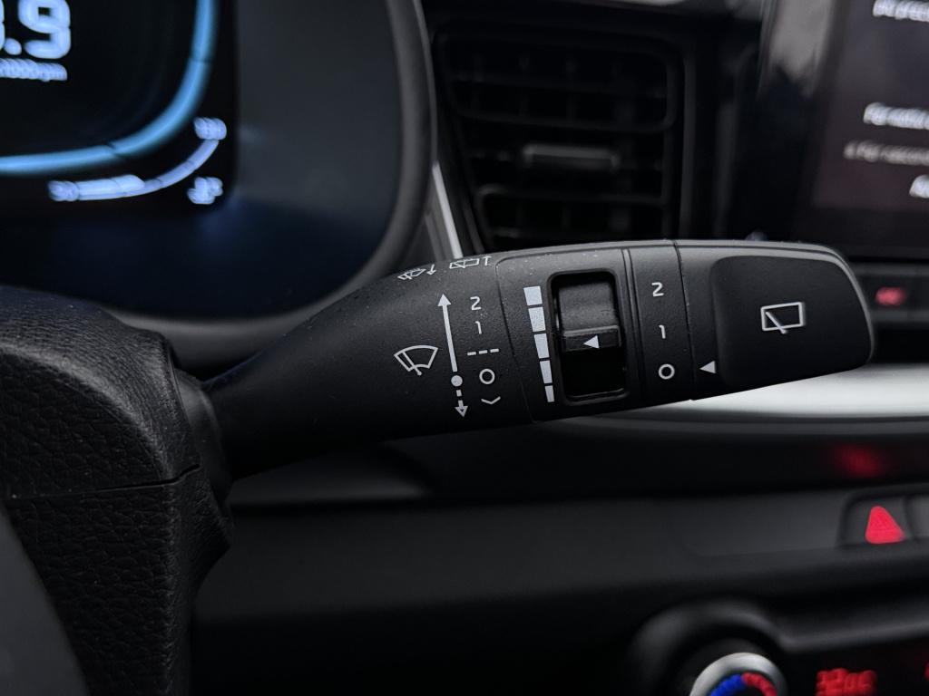 Kia Stonic 1.0 t-gdi mhev dynamicline | achteruitrijdcamera | climate contr