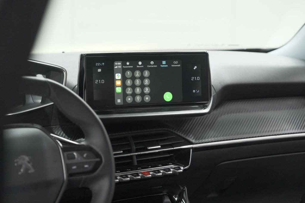 Peugeot 2008 puretech 102 allure pack | camera | apple carplay | parkeersen