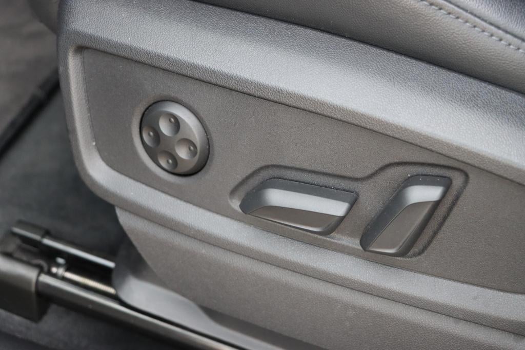 Audi Q5 55 tfsi e quattro s edition 367pk s tronic | camera | memory | trek