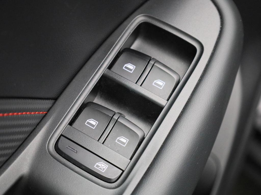 MG Zs Ev standard range luxury 50 kwh