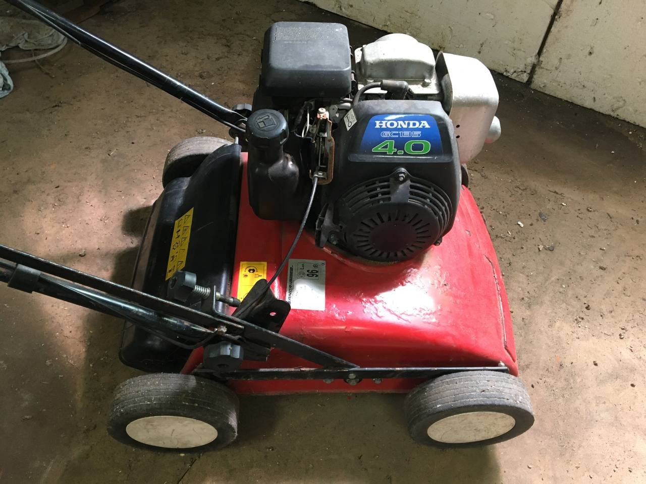 Verticuteermachine benzine