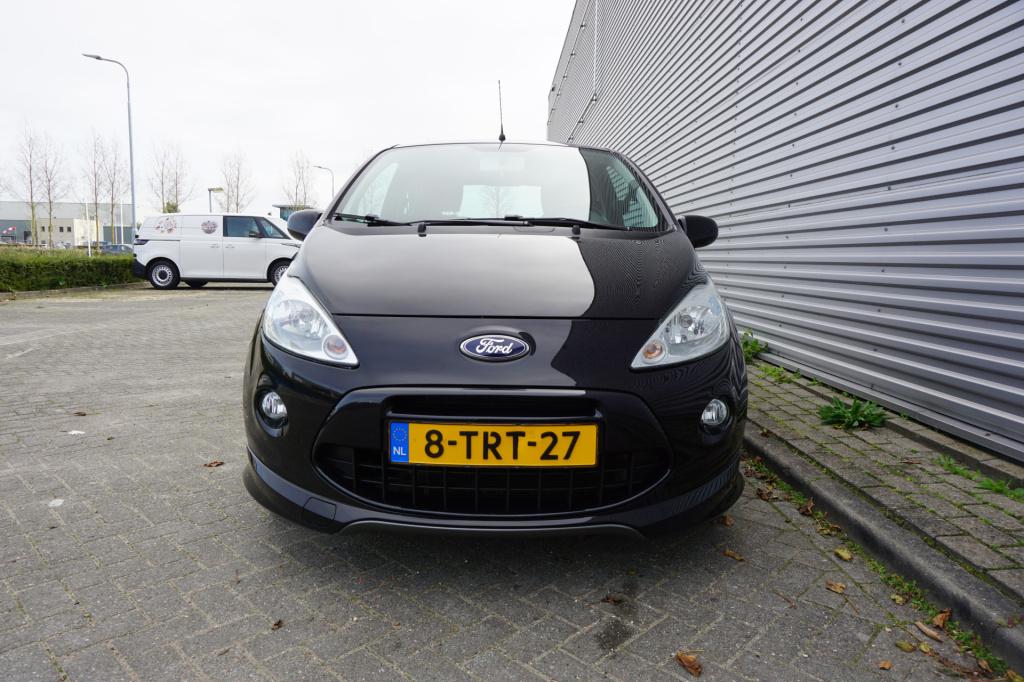 Ford KA 1.2 titanium x start/stop airco / leder / stoelverw. / elektr. rame