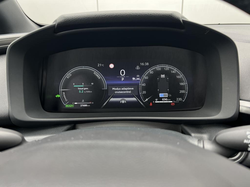 Toyota C-hr 1.8 hybrid 140 dyn