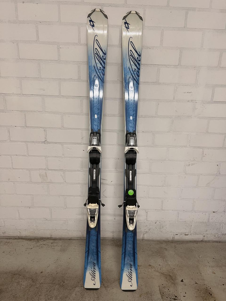 Volkl Attivia Motion ski's met stokken