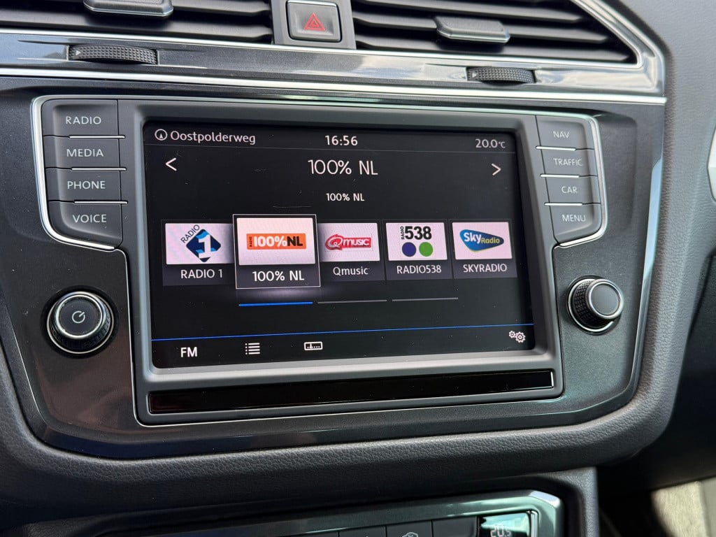 Volkswagen Tiguan 1.4 tsi act connected series dsg