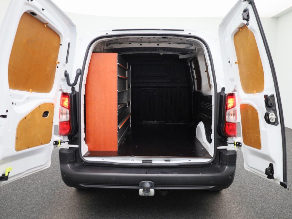 Opel Combo 1.5d l2h1 edition | trekhaak | airco | parkeersensoren | apple c