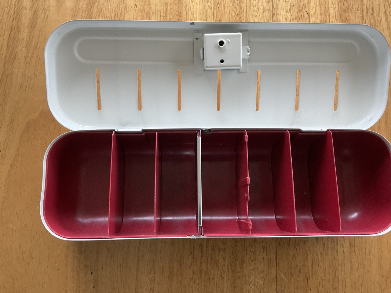 Brabantia poetsdoos en spaarpot