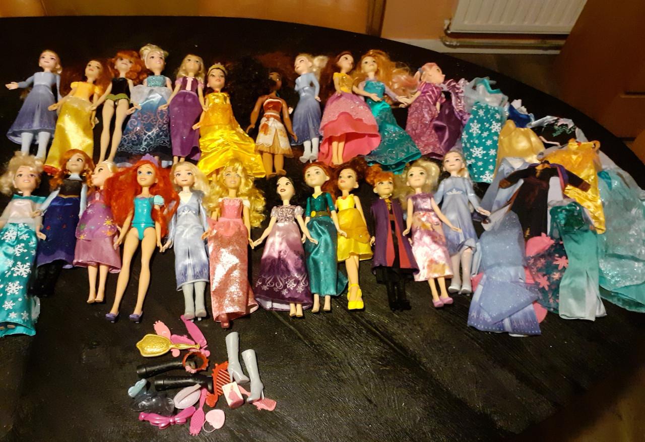 25 Disney prinsessen met extra kleding