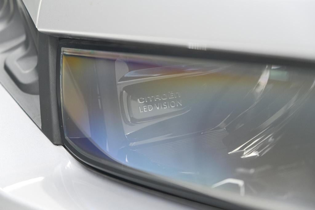 Citroen C3 Aircross puretech 130 eat6 max | allseason banden | parkeersenso