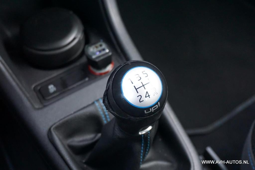 Volkswagen UP! 1.0 up! edition bluemotion