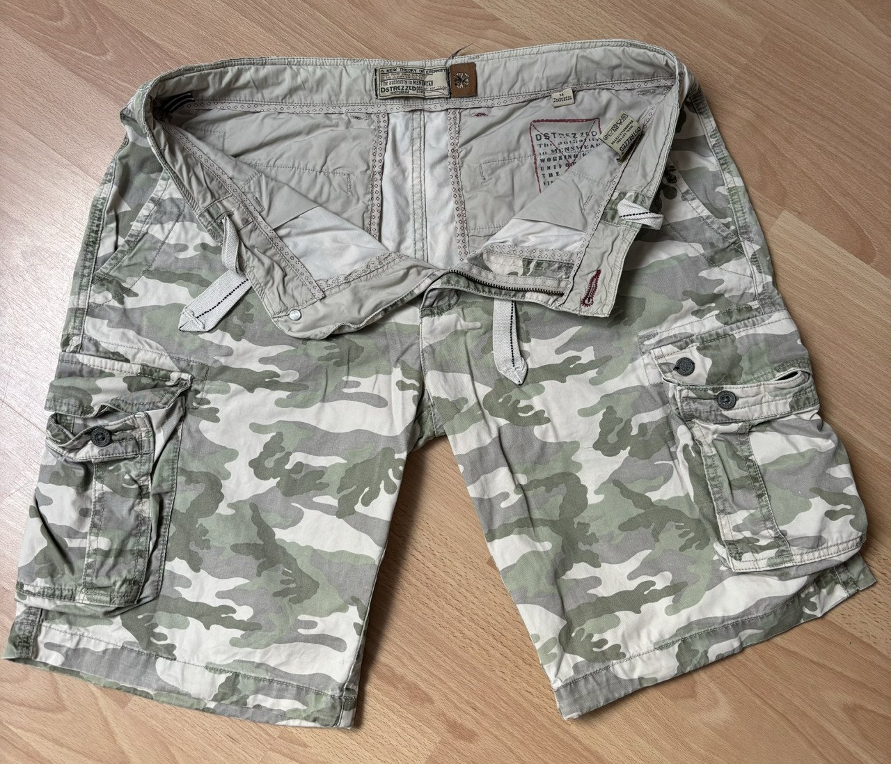 Dstrezzed herenshort maat 34