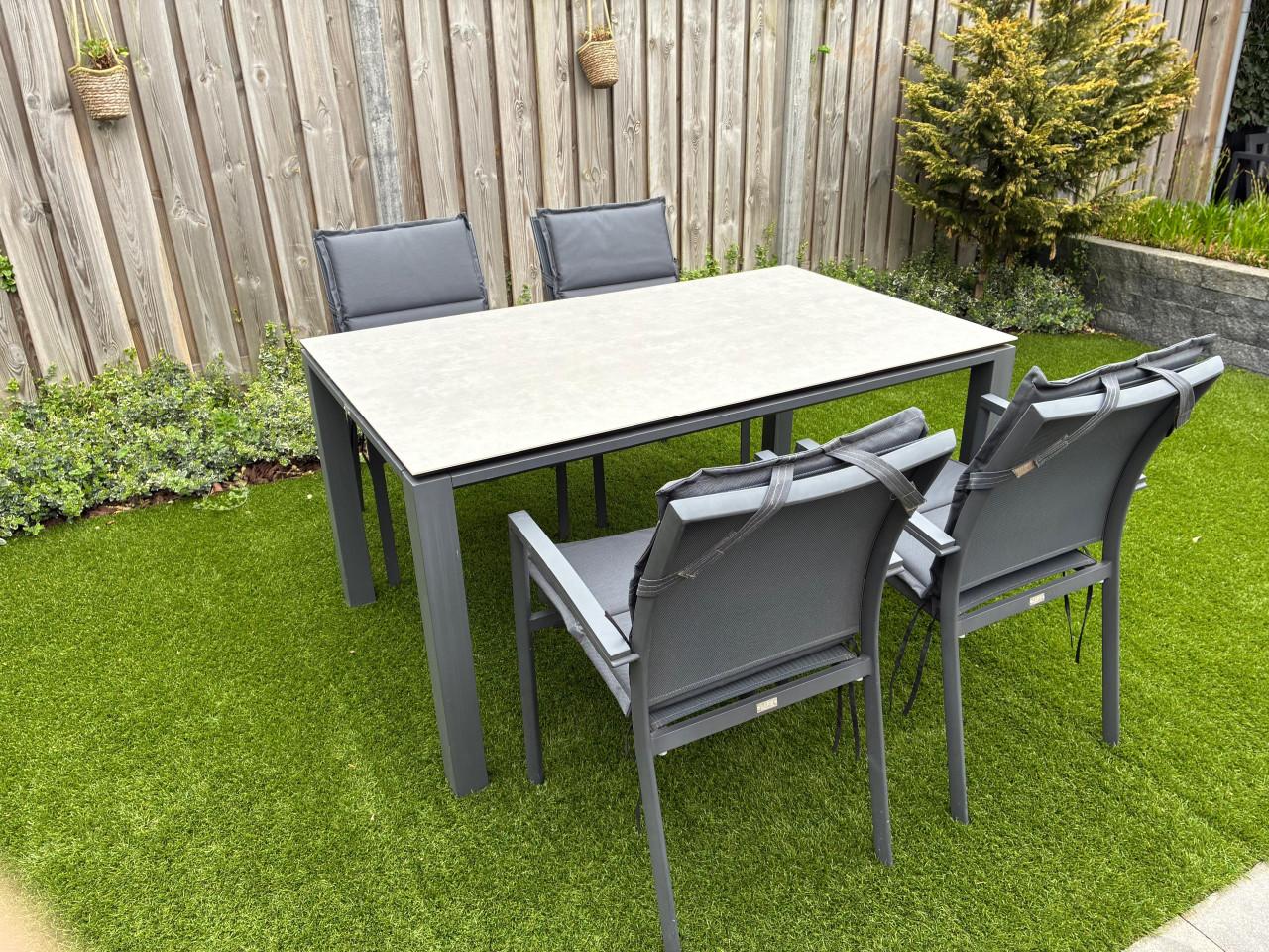 Tuintafelset met 4 stoelen