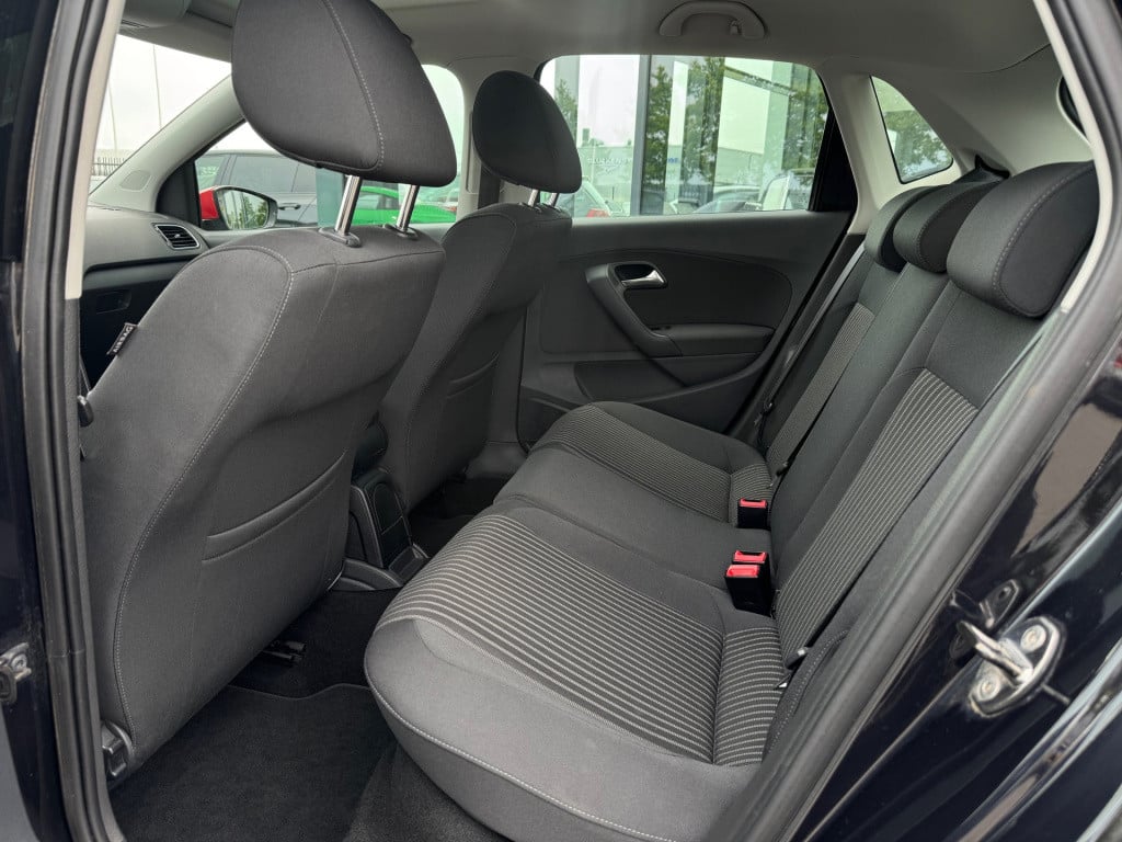 Volkswagen Polo 1.2 tsi highline * panoramadak * cruise control * stoelverw