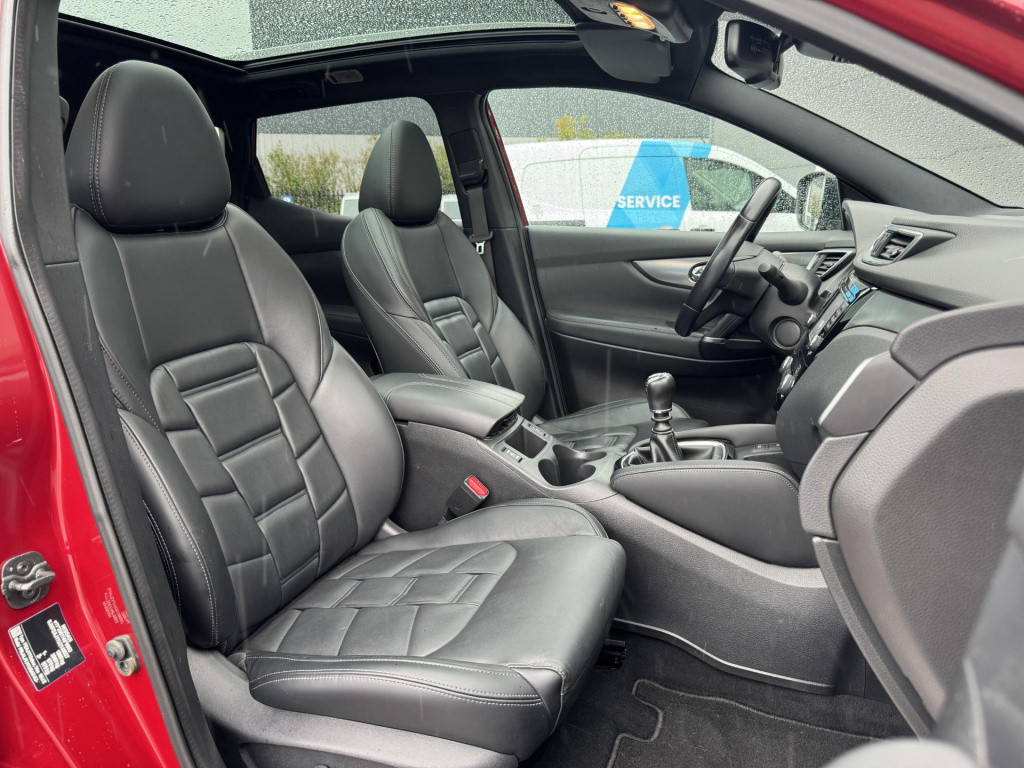 Nissan Qashqai 1.2 tekna + | panoramadak | nappa leder | bose audio | geheu