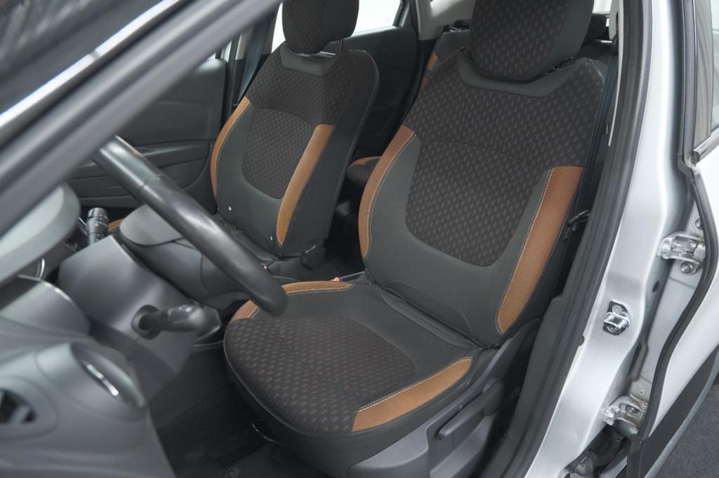 Renault Captur tce 90 intens | trekhaak | allseason banden | navigatie | pa