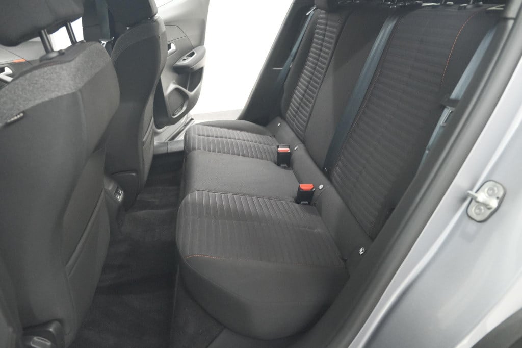 Peugeot E-2008 ev active 50 kwh | camera | navigatie | climate control | ap
