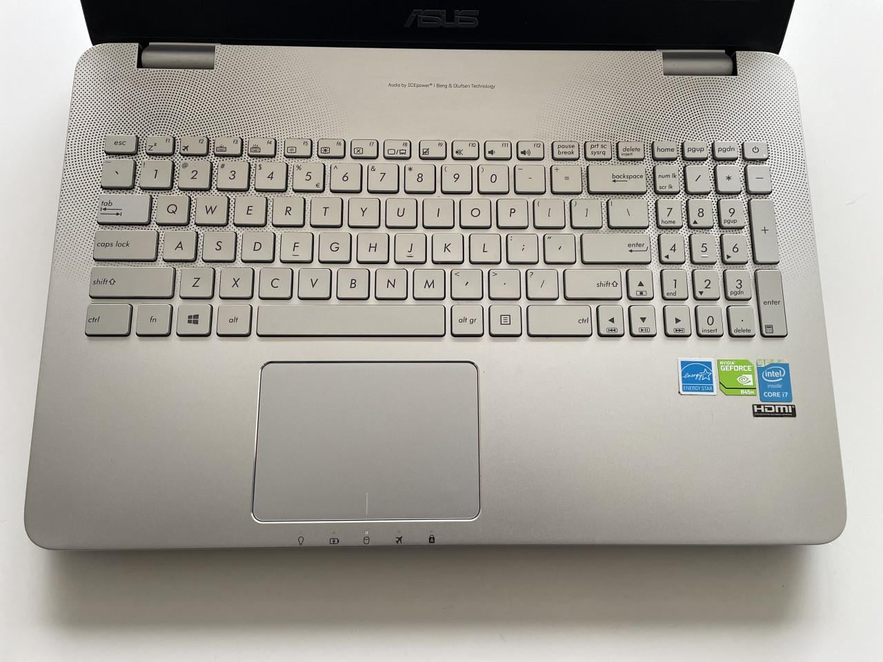 Super snelle game laptop - verlicht toetsenbord