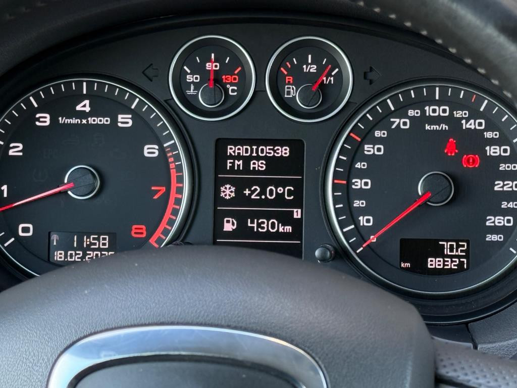 Audi A3 sportback 1.4 tfsi attraction