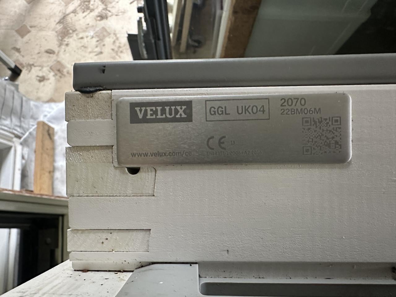 Velux dakraam GGL UK04 2 stuks
