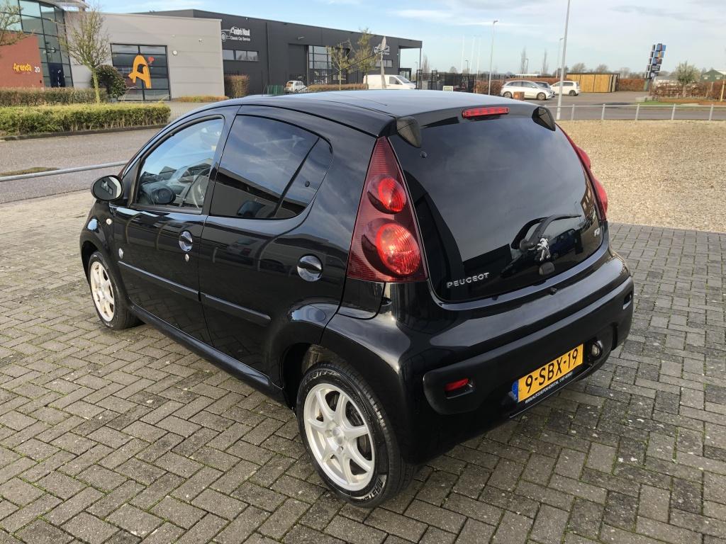Peugeot 107 1.0 envy