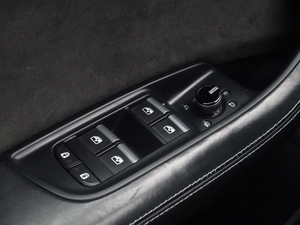 Audi Q8 55 tfsi e quattro pro line s | pano | matrix led | b&o 3d | 22"