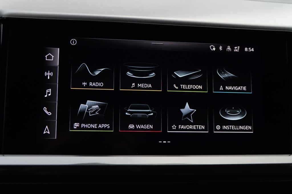 Audi Q4 E-tron 40 launch edition s competition 77 kwh 204pk | soh 92,2% |