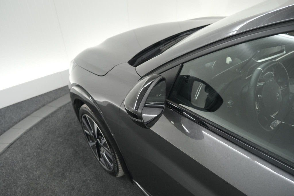 Peugeot 208 puretech 100 gt | camera | adaptieve cruise control | navigatie