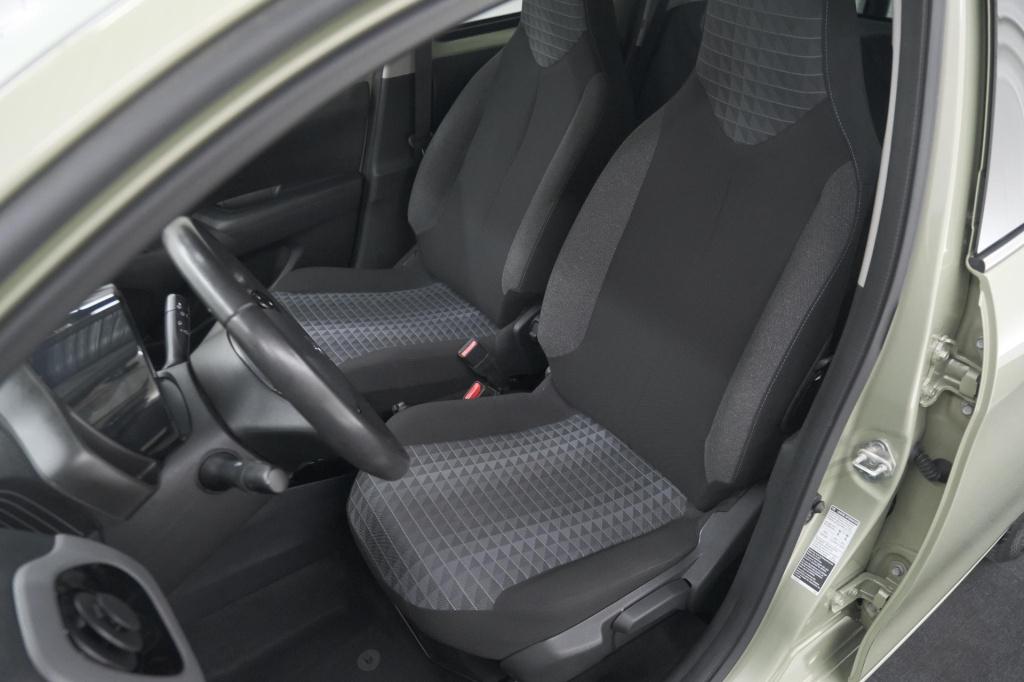 Peugeot 108 1.0 e-vti allure | camera | climate control | apple carplay | 1