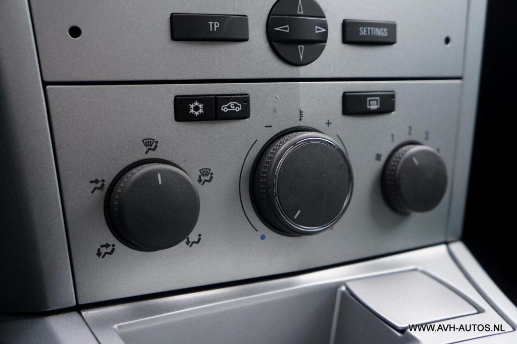 Opel Astra 1.7 cdti edition, grijs kenteken!