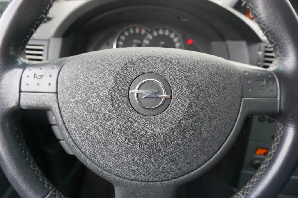 Opel Meriva 1.6-16v cosmo climate / half leder / elektr. ramen / trekhaak /