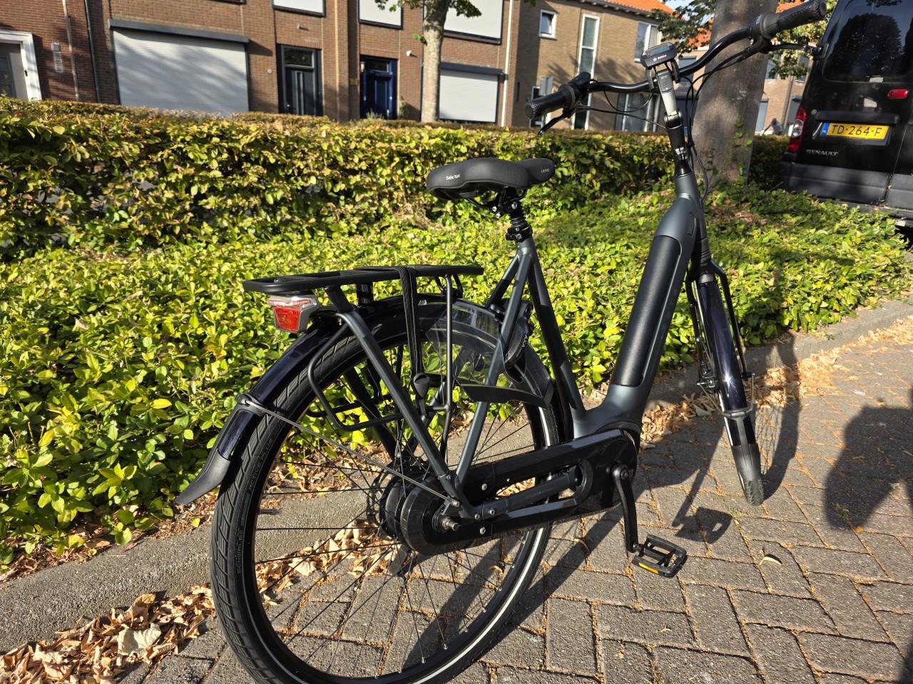 Schitterende Gazelle Grenoble C380 met Bosch Performance middenmotor