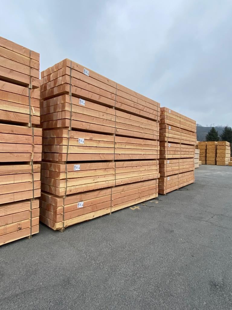 DOUGLAS HOUT NODIG Veel Voorraad.