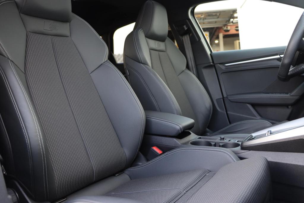 Audi A3 sportback 35 tfsi s edition 150pk s tronic