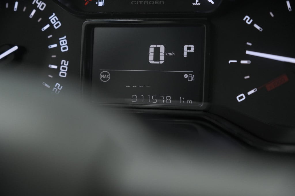 Citroen C3 puretech 110 eat6 max | apple carplay | parkeersensoren | 16 inc