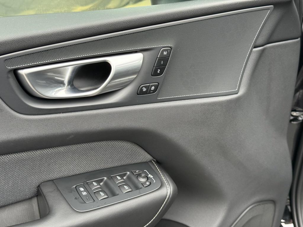 Volvo XC60 t6 398pk recharge black edition| panodak| 360camera| adap.cruise