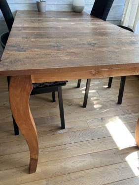 Prachtige eettafel! Indonesisch hout