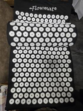 Flowmat set - mat en kussen (Spijkermat)