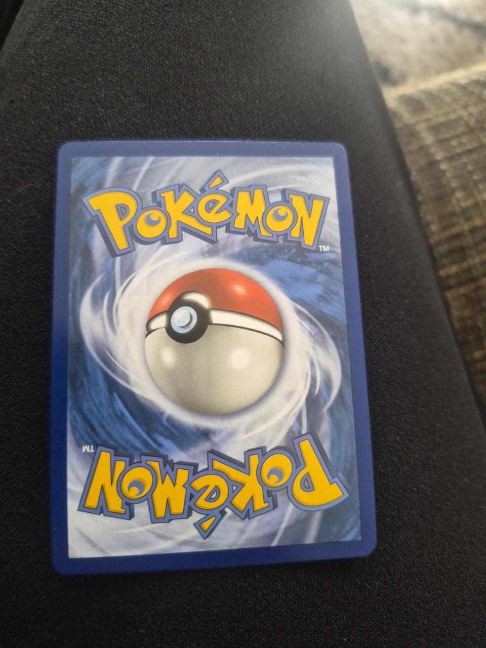 2 zeldzame pokemon kaarten splinternieuw