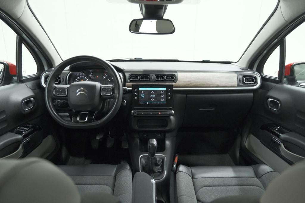 Citroen C3 puretech 82 shine | camera | parkeersensoren | navigatie | apple