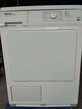 Miele condens droger inhoud 5 kg. schoon en netjes