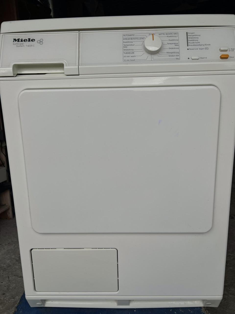 Miele condens droger inhoud 5 kg. schoon en netjes