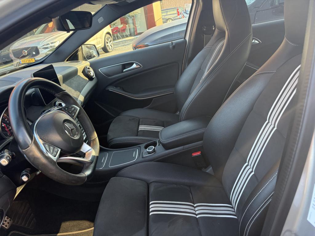 Mercedes-Benz A-Klasse 200 amg sport edition automaat