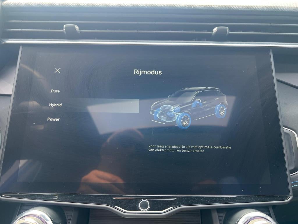 Lynk & Co 01 1.5 261pk panodak , adaptive cc , carplay , 360gr camera