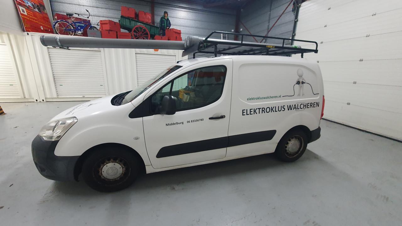 Inventaris Elektroklus, bedrijfsauto, frees, ladders en meer