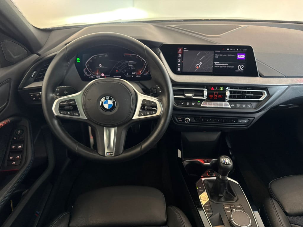 BMW 1 Serie 118i high executive m-sport