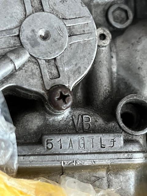 Carburateurs  honda  -zadel - schilden -uitlaat-voorvorken