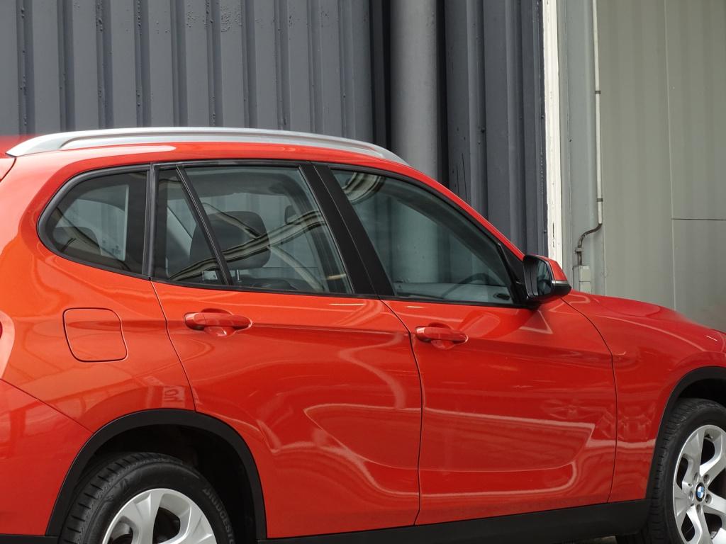 BMW X1 sdrive20i upgrade edition automaat | leder | navi